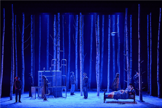 연극 ‘렛미인’(잭 손 각색, 존 티파니 연출, 스티븐 호겟 안무, 황석희 번역, 2025.07.03~08.16, 국립극장 해오름극장) . 사진=신시컴퍼니 