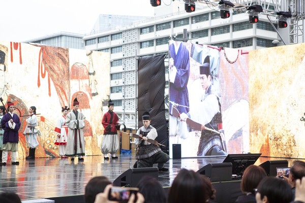 배화여대, 종로문화재단과 협업으로 '2025 종로 K-축제 대학 패션쇼' 성... - 뉴스 썸네일 이미지