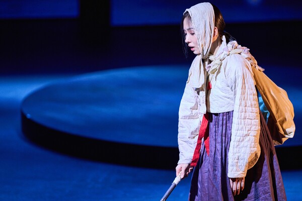 30주년 기념공연 소리극 ‘서편제; The Original’가 국립정동극장의 오랜 노정에 분명한 이정표를 세워줬다.불멸의 레퍼토리로 오랫동안 관객들에게 사랑받는 작품이 되기를 진심으로 기원한다. 사진=국립정동극장.