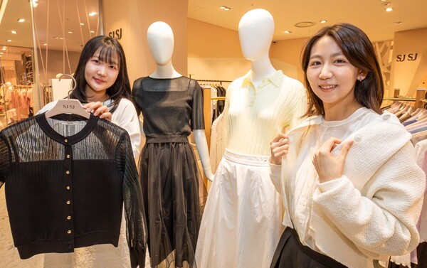 한섬 SJSJ, 봄 시즌 '세리머니' 캡슐 컬렉션 출시 - 뉴스 썸네일 이미지